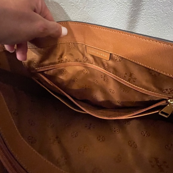 Tory Burch Brown Leather Tote Sophisticated Everyday Essential - Picture 4 of 6